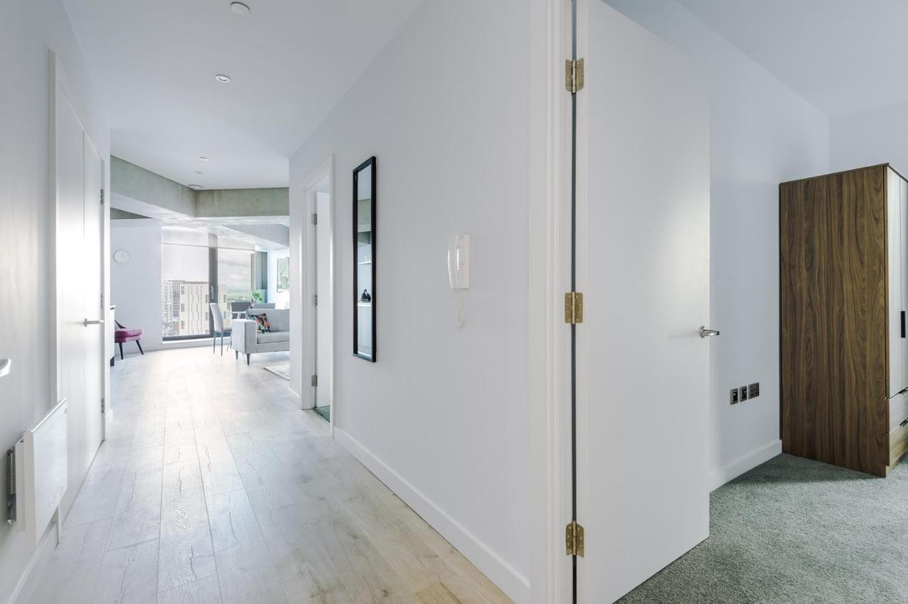 Hilltop Serviced Apartments - Deansgate Manchester Buitenkant foto