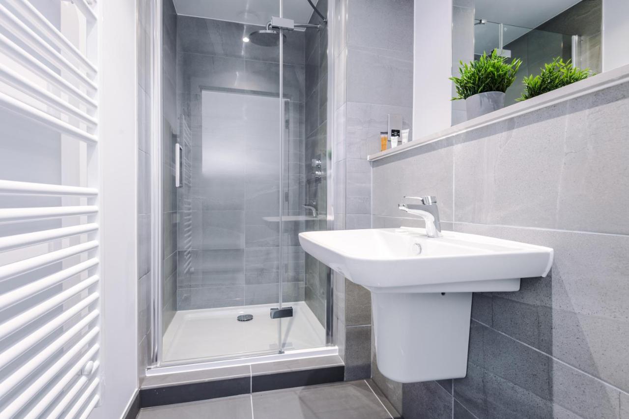 Hilltop Serviced Apartments - Deansgate Manchester Buitenkant foto