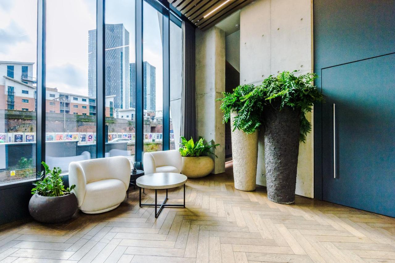 Hilltop Serviced Apartments - Deansgate Manchester Buitenkant foto